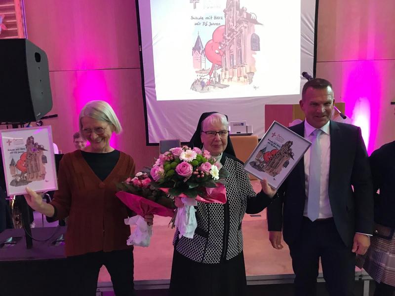 v.li.: Gertrud Oppenhoff, Sr. M. Theresia Brammen, Michael Kamp 